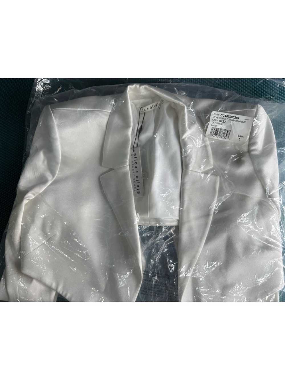Alice + Olivia Leone Off White Cropped Wrap Belted Buckle Blazer - Picture 14 of 16